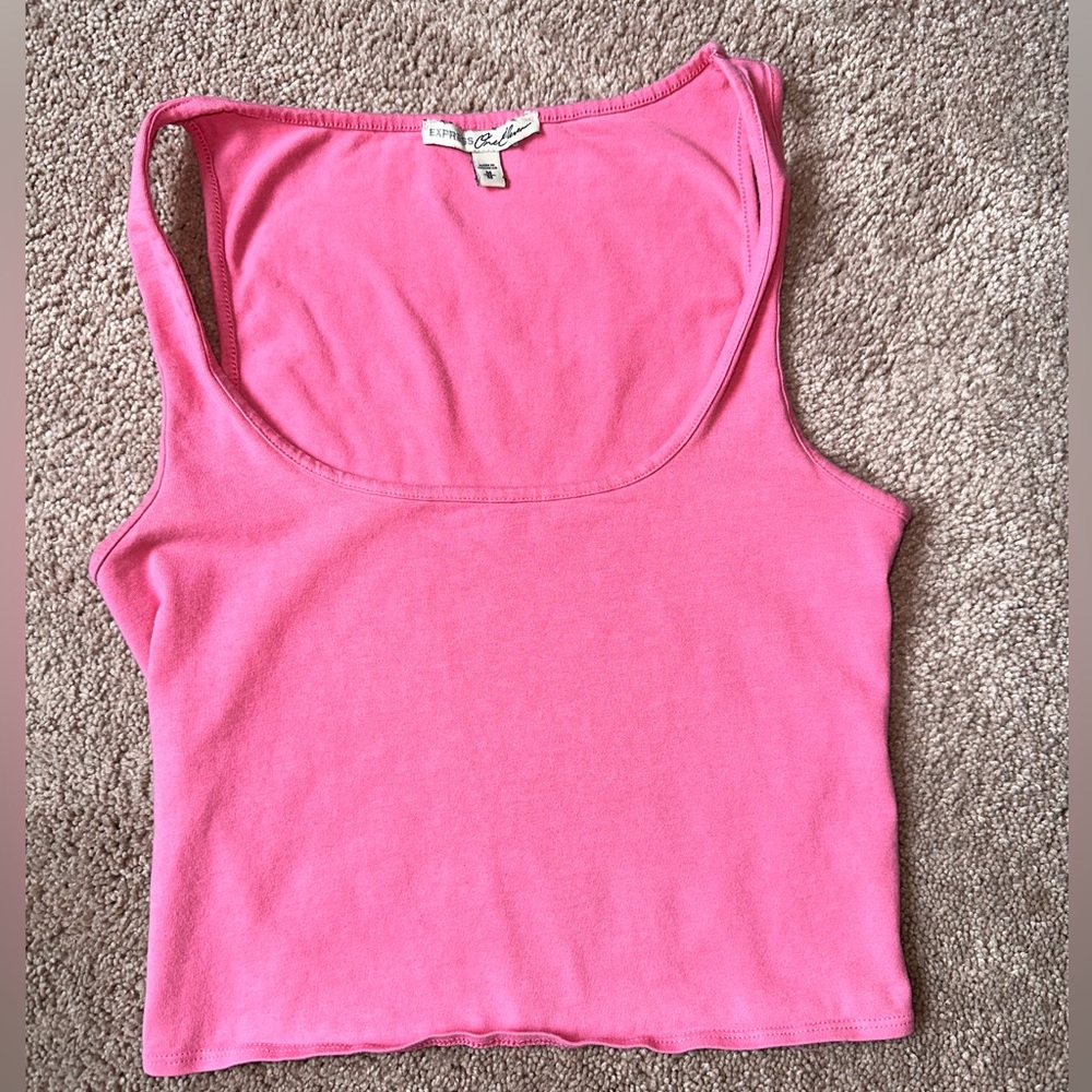 Women’s size medium Express pink crop tank top